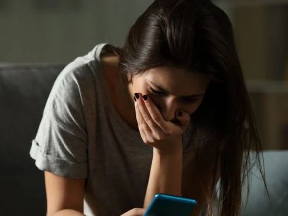 Websites that use AI to create nude images of underage girls in Australia have been shut down